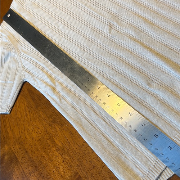 Vintage Studio G Silk Blend Mock Neck Tee Size Medium - Picture 13 of 13